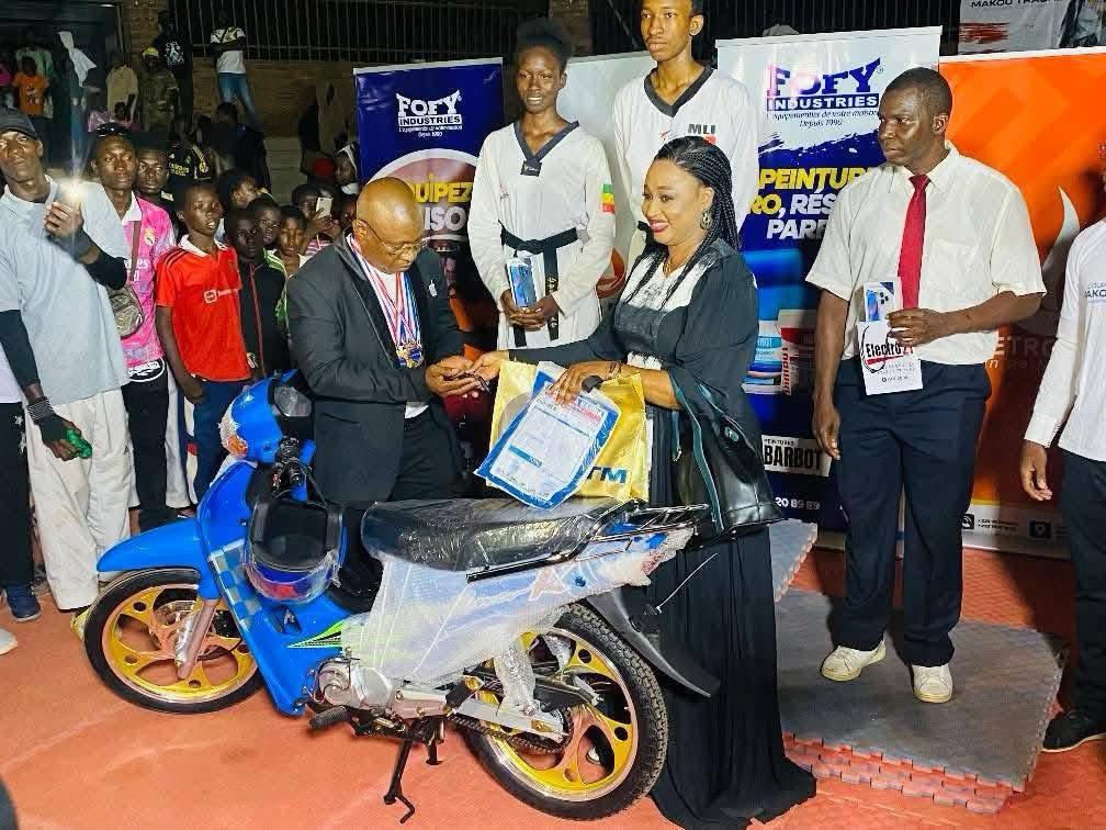 La Coupe Sy Aminata Makou Traoré : Le taekwondo au service de l'éducation à Bamako